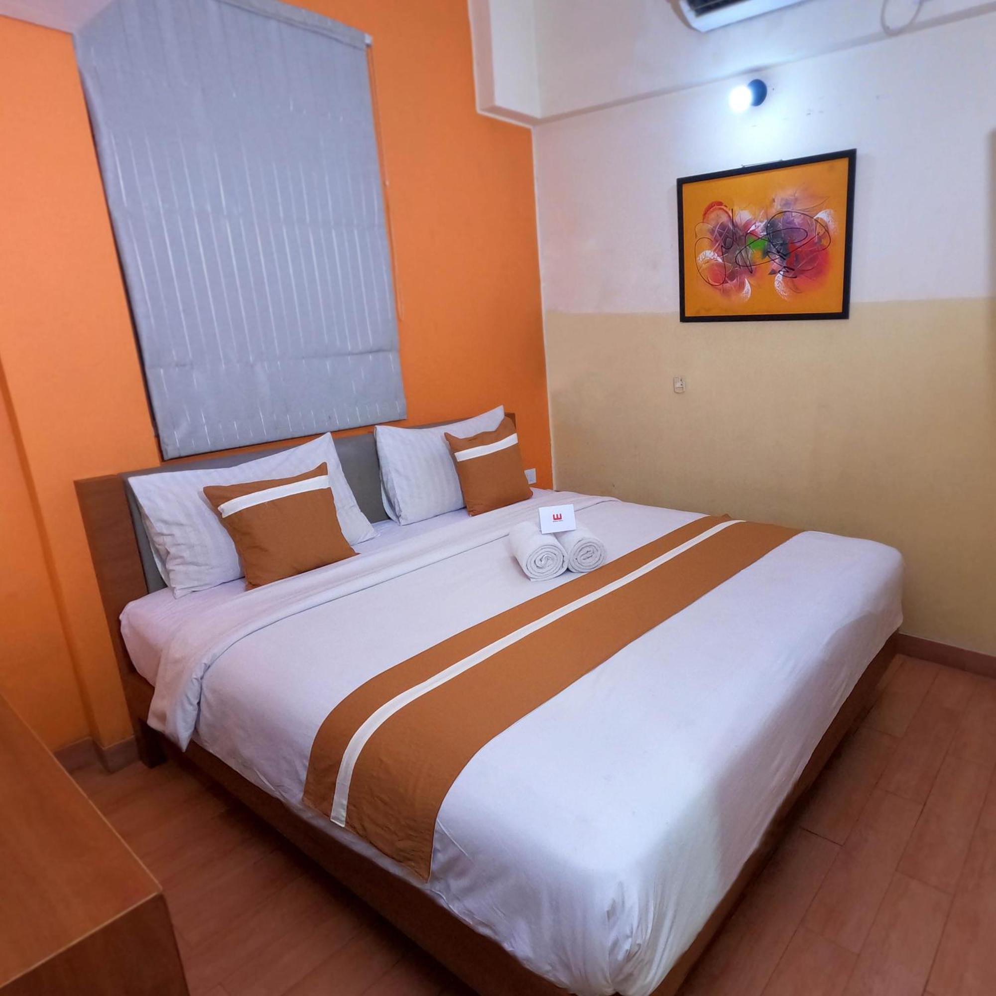 Nite&day Bandengan 2*