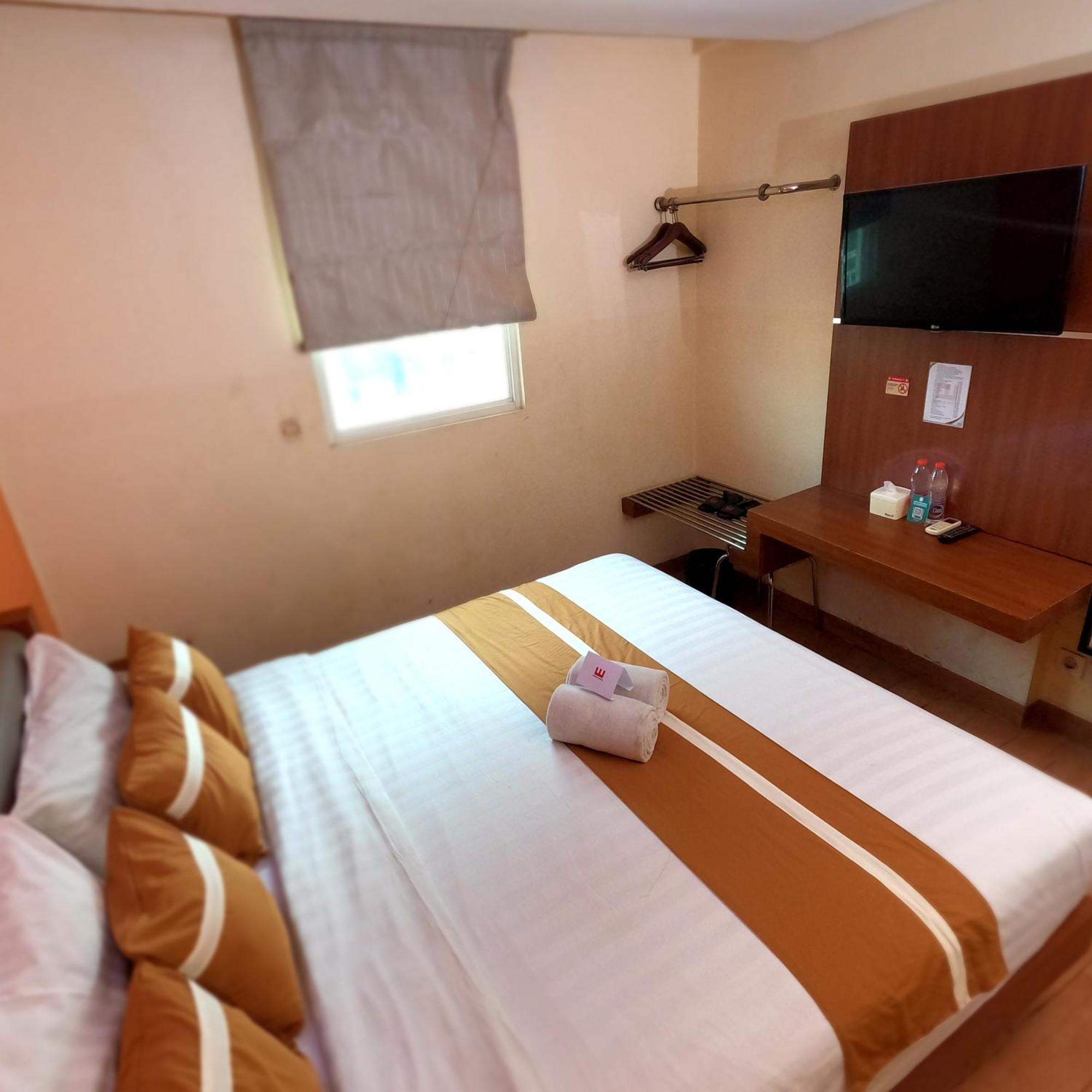 Nite&day Bandengan