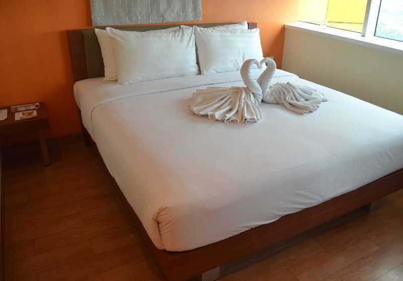 World - Bandengan Hotel 2*